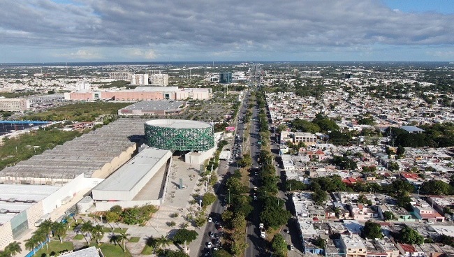 Inicia repavimentación de 3.4 km de Prolongación del Paseo de Montejo