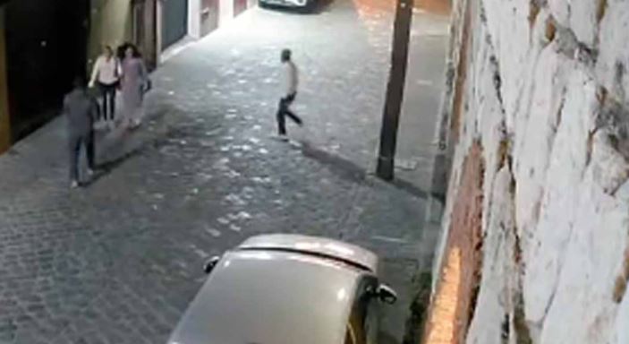 Video: A gritos de auxilio, mujeres logran ahuyentar a ladrones en Oaxaca