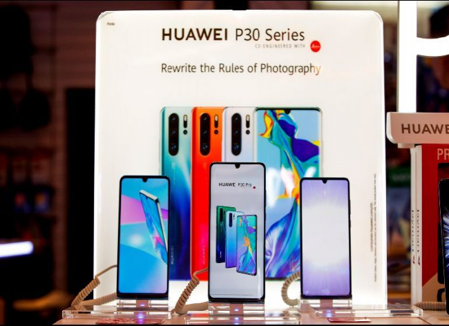 Huawei abre en España su tienda más grande del mundo tras el de veto de EE.UU.