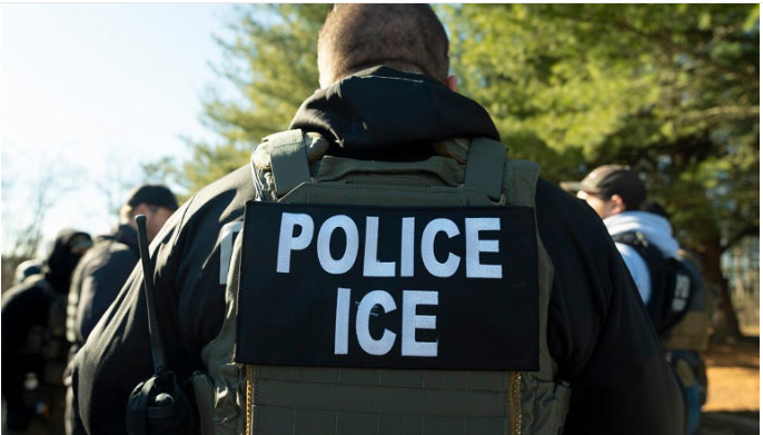 Joven mexicana al borde de la deportación en EE.UU. por error de la policía