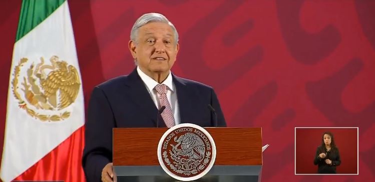 AMLO: No por manifestaciones feministas renunciaré a mi convicción de “moralizar” al país