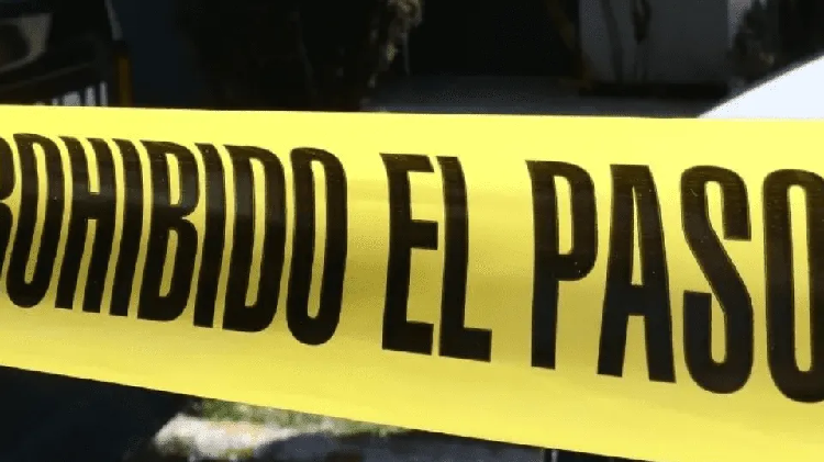 Michoacán: Ultiman a mujer policía y a su hija de dos años