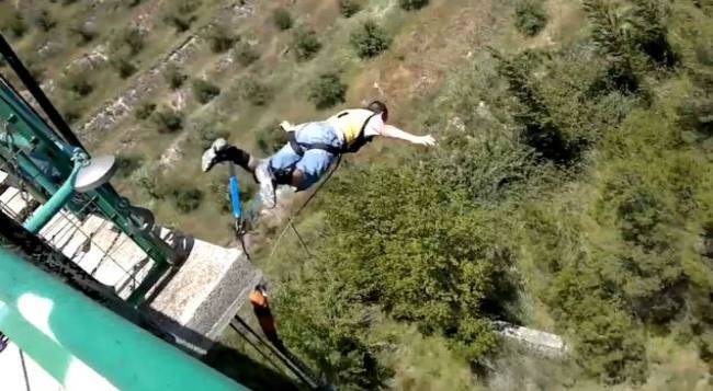 Youtuber extremo muere al arrojarse de una torre; quería conseguir seguidores