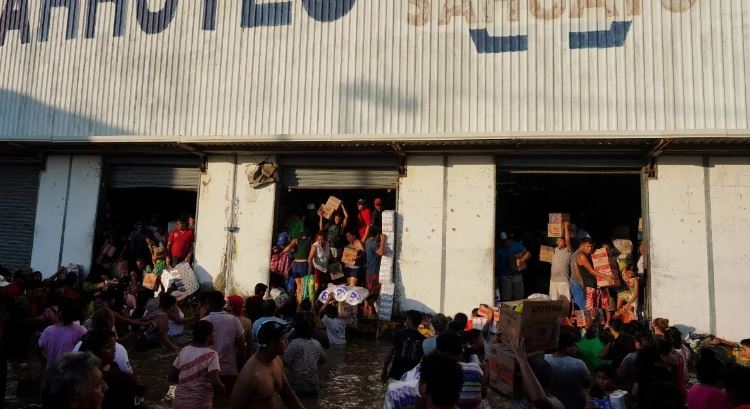 Acapulco: Aumentan los saqueos tras el paso del huracán Otis
