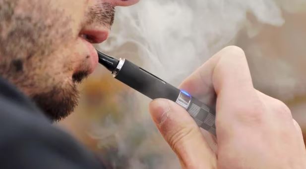 Investigación: Cigarrillos electrónicos causan cambios celulares y moleculares en pulmones