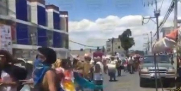 (VIDEO) Gente de Edomex festeja a su santo patrono con baile pese a la Covid-19