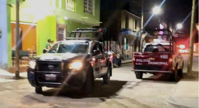 Hombre es asesinado durante riña en rodeo de Miahuatlán, Puebla