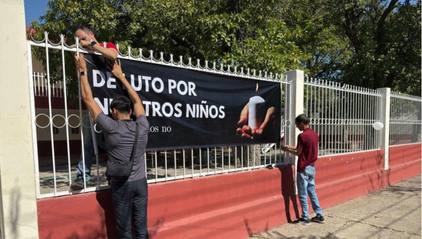 'Con los niños no': Protestan miles en Sinaloa por asesinatos imparables