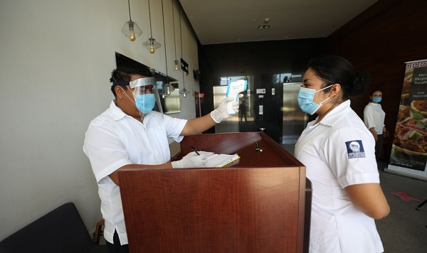 Personal médico y hospitalario de Yucatán descansa mejor en habitaciones de hotel