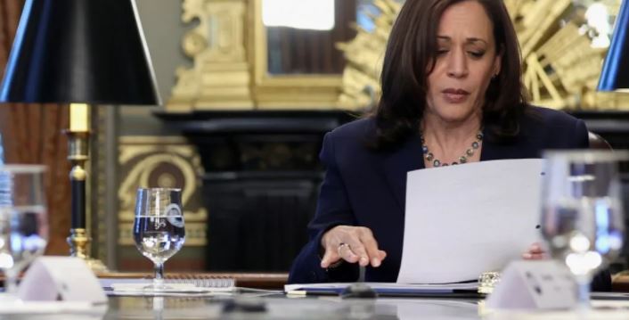 Por falta de acuerdo el Senado quiere "desinvitar" a Kamala Harris: Morena