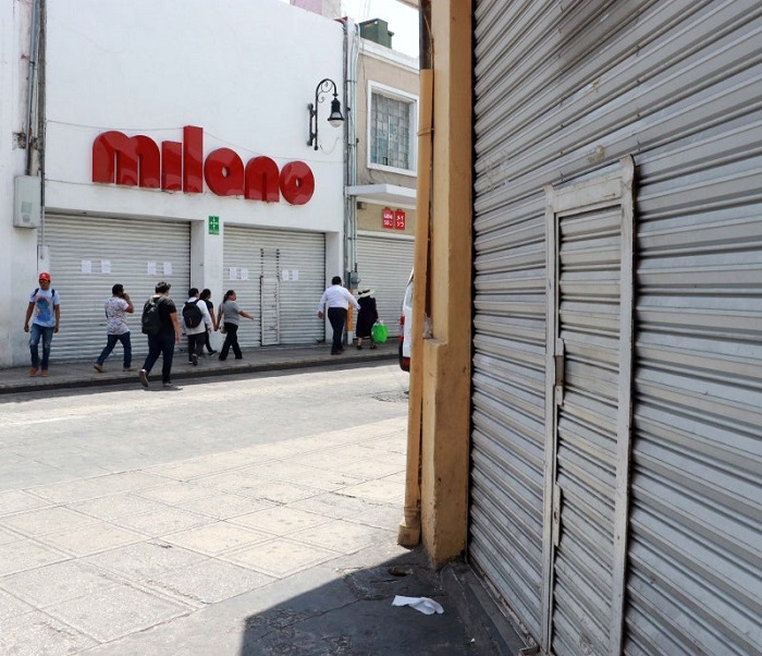 Cierran comercios del centro de Mérida, a casa más de 70 mil empleados