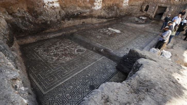 Descubren en Siria mosaico romano intacto ¡Una maravilla arqueológica!