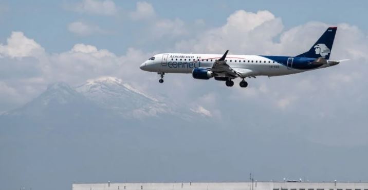 (VÍDEO) Avión de Aeroméxico aborta despegue en el AIFA