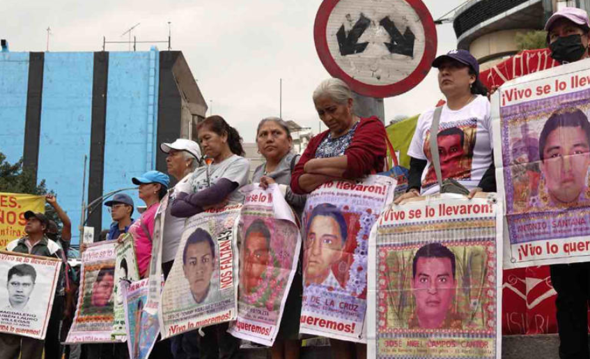 Marcha por los 10 años de la desaparición de los 43 normalistas de Ayotzinapa