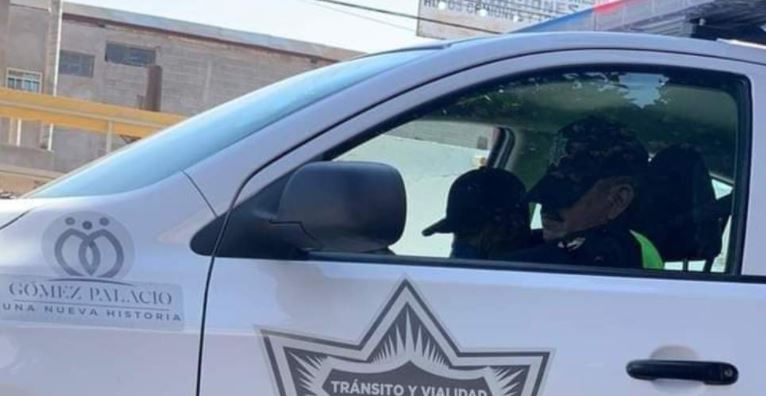 Arrestan a­ agentes de Tránsito de Gómez Palacio, Durango, por quedarse dormidos