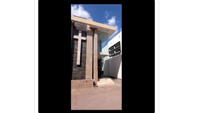 (VÍDEO) Narco-cementerio de Sinaloa parece fraccionamiento de lujo
