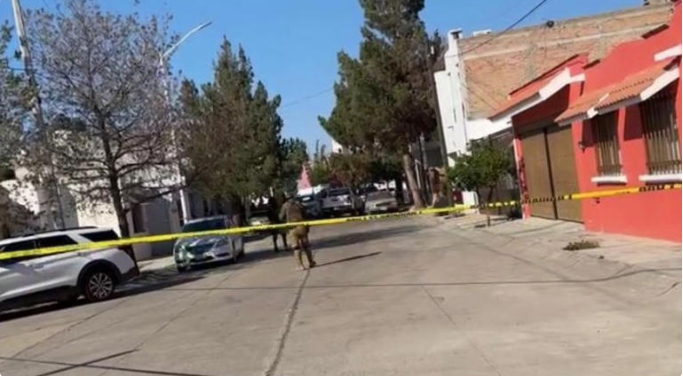 Hombre asesina a su novia de 16 años y se suicida frente a su bebé en Durango