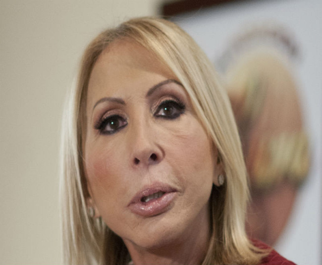 Laura Bozzo habría pagado 30 mil pesos por Doctorado Honoris Causa