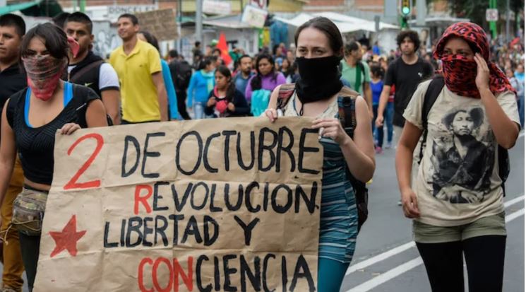 Con marchas en CDMX recuerdan 55 Aniversario de la masacre de Tlatelolco