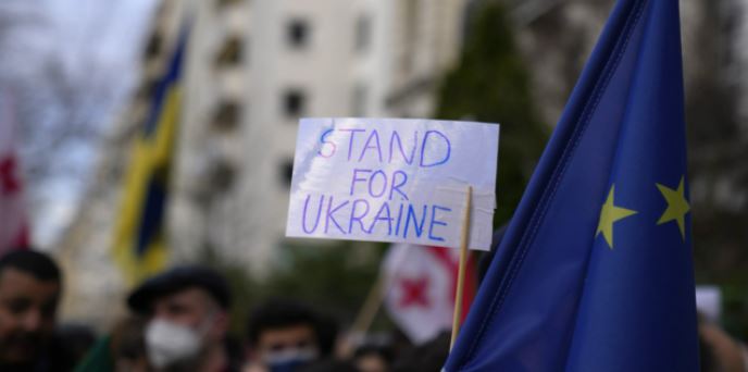Unión Europea aprueba sanciones contra Rusia por conflicto con Ucrania