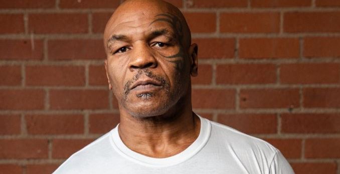 Tyson y Roy Jones reclaman porque pelearán rounds de dos minutos: "No somos mujeres"