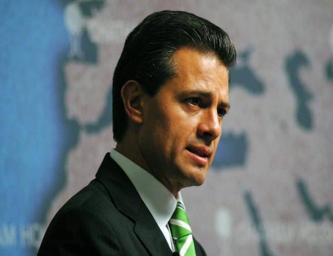 Tania Ruiz 'balconea' a Peña Nieto; revela a qué se dedica ahora