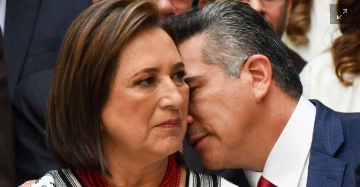 AMLO se burla de foto de Xóchitl Gálvez y “Alito” Moreno: "Ay, está romántico"