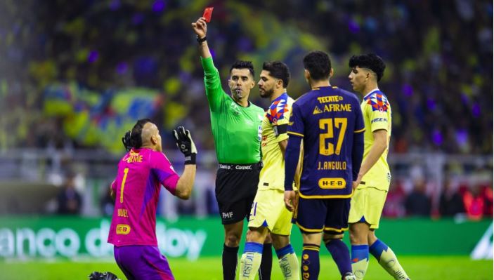 Nahuel Guzmán, suspendido tres partidos tras expulsión en la final América-Tigres