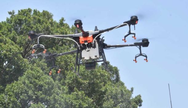 Con drones criminales atacan a ciudadanos en Michoacán