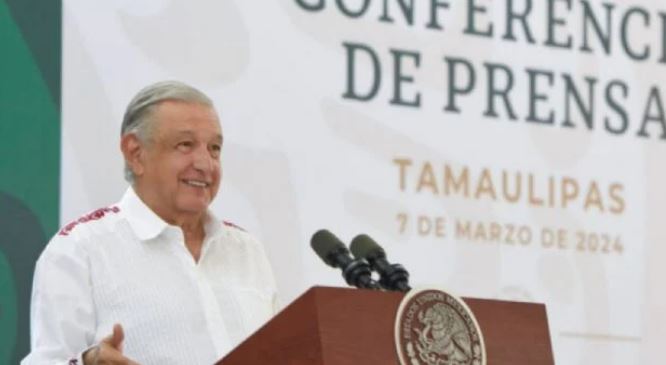 López Obrador en campaña: asegura que seguirá la "transformación" en México