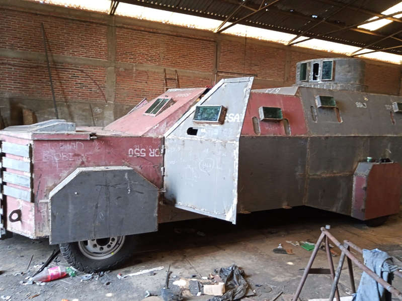 Jalisco: Sedena asegura vehículos blindados y armas con baño de oro