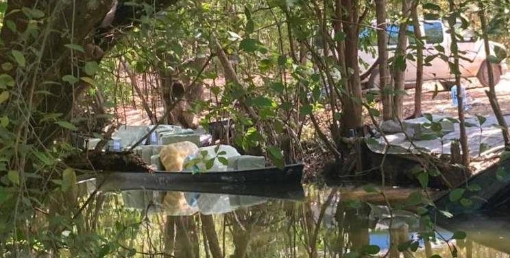 Marina asegura mercancía ilícita en  Quintana Roo