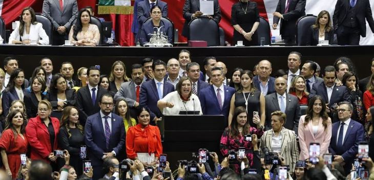 Xóchitl en tribuna da posicionamiento sobre 5to. Informe: "México necesita una presidenta"