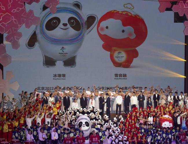 Presentan las mascotas de los Juegos Olímpicos de Invierno de Beijing 2022