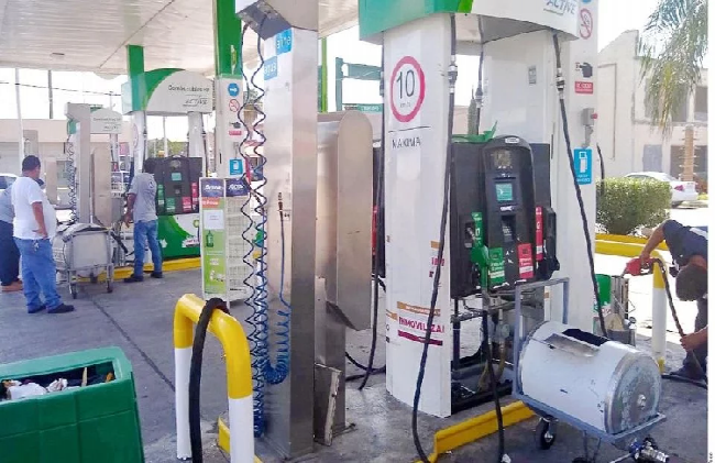 Reactivan servicio gasolineras en Tamaulipas
