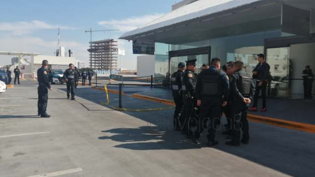 Asalto en Plaza Universidad; víctima recibe un balazo en la cabeza