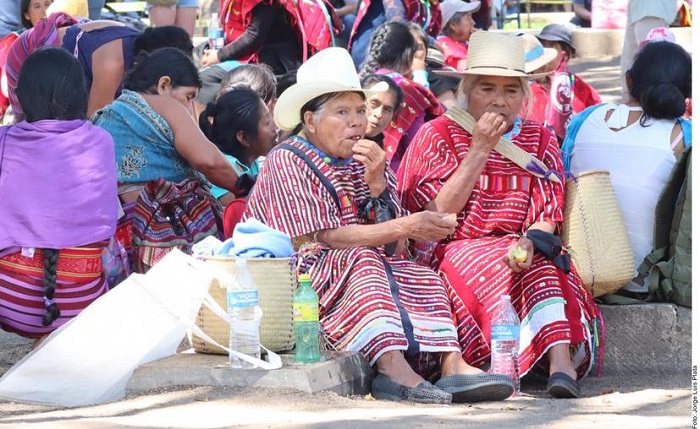 Mujer+indígena= doble violencia, acusan marchistas en Chiapas, Oaxaca y Guerrero