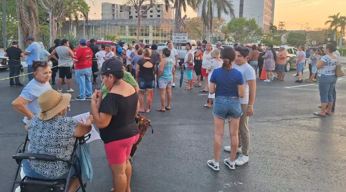 Mérida: Vecinos de Cordemex cierran calles en protesta por ‘apagones’