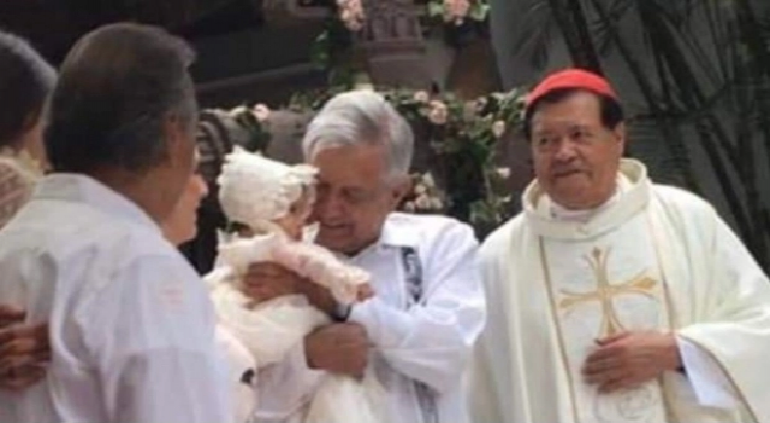 AMLO fue padrino de bautizo de un hijo del empresario Miguel Rincón
