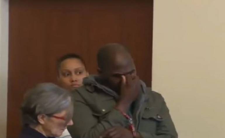 VIDEO: Chofer de Uber llora, acusado de violación, llora y enoja al juez