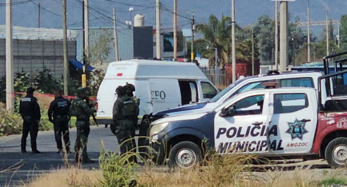 Matan a dos policías dentro de su patrulla en Puebla; resguardaban inmueble