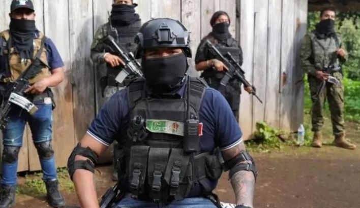 Michoacán: Chocan de nuevo grupos criminales por ganar la plaza