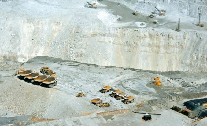 Camimex advierte que la reforma de AMLO sobre minería afectaría inversiones