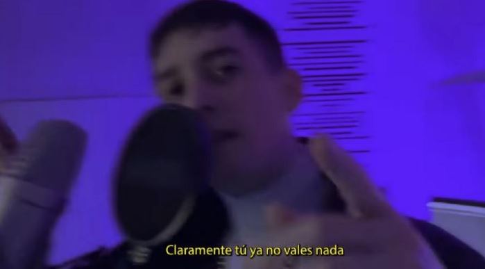 (VIDEO) "Clara-mente tu ya no vales nada": versión contra Shakira; internautas la defienden