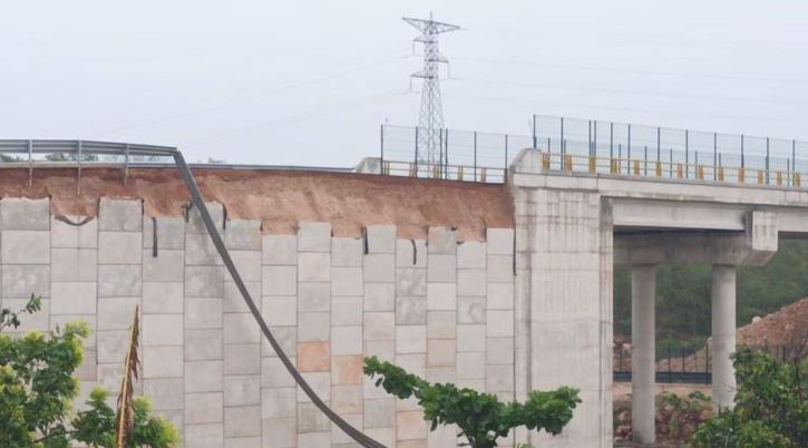 Yucatán: Se cae a pedazos puente donde cruza el Tren Maya en Maxcanú