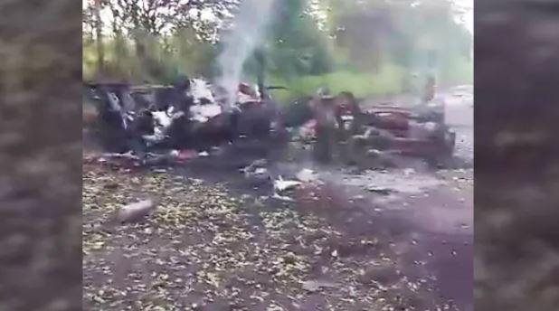 (VÍDEO) Con bomba molotov queman en Apatzingán camioneta de cortadores de limón