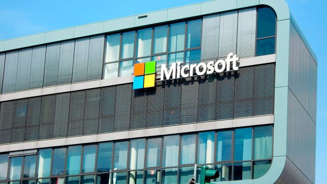 Trabajar solo 4 días aumenta la productividad: prueba de Microsoft Japón