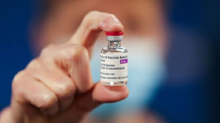 Reportan en México primer caso de trombo vinculado a la vacuna AstraZeneca