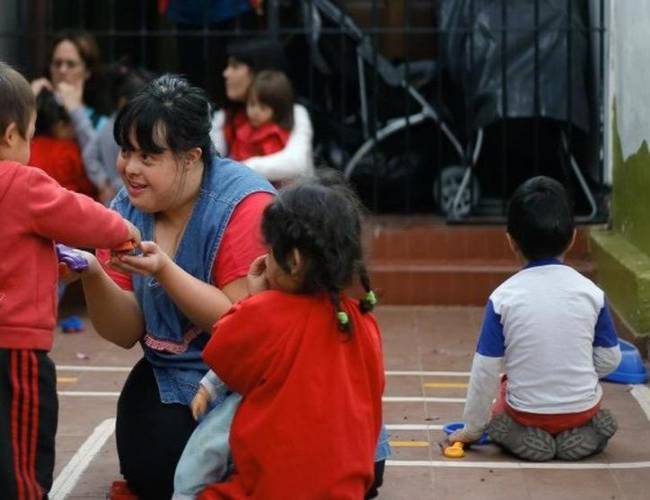 Noelia la primera maestra con síndrome de Down