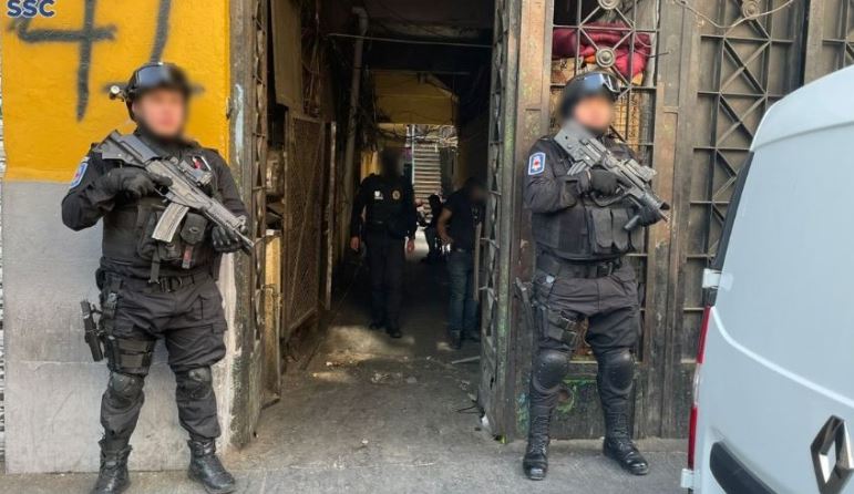 CDMX: En bodega disfrazada de motel explotaban a mujeres